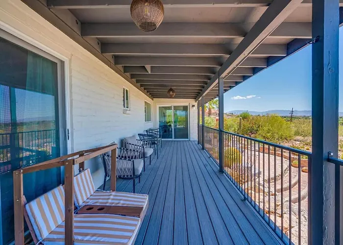 Stunning View With Heated Pool Holiday home Tucson
