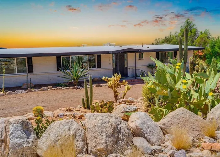 Stunning View With Heated Pool Holiday home *