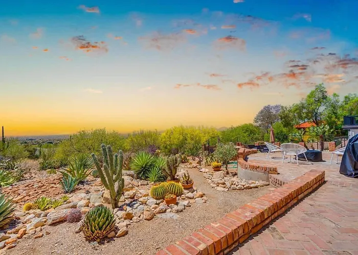 Holiday home Stunning View With Heated Pool Tucson