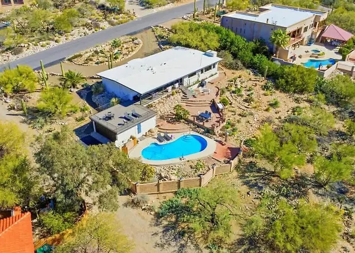 Holiday home Stunning View With Heated Pool