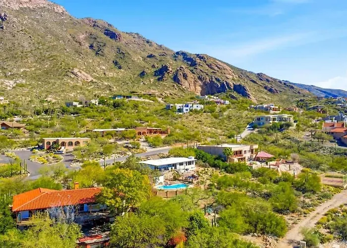 Holiday home Stunning View With Heated Pool *