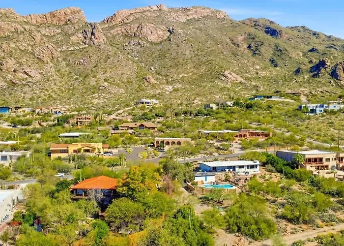 Stunning View With Heated Pool Holiday home *