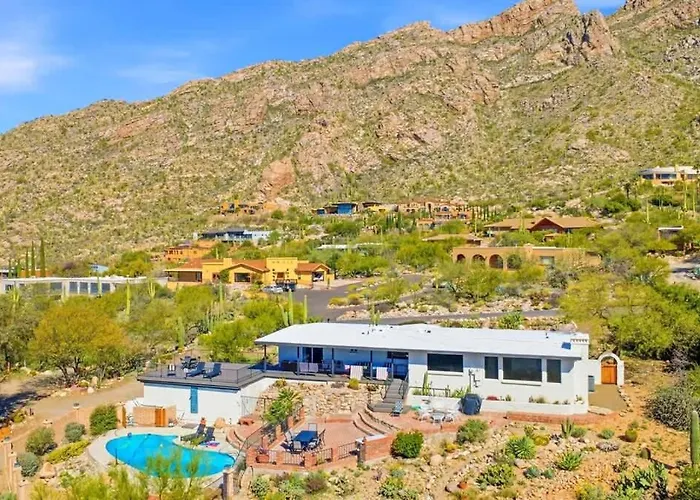 Holiday home Stunning View With Heated Pool